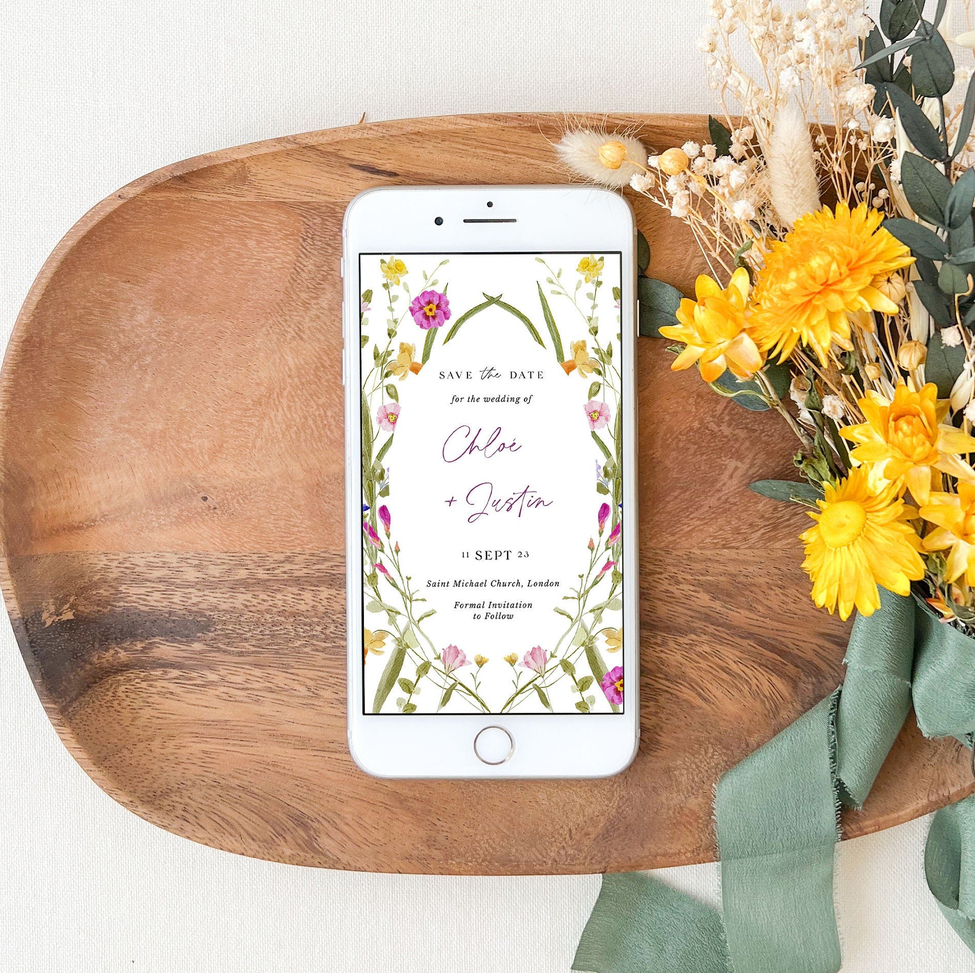 CHLOÉ Digital Save the Date Flowers