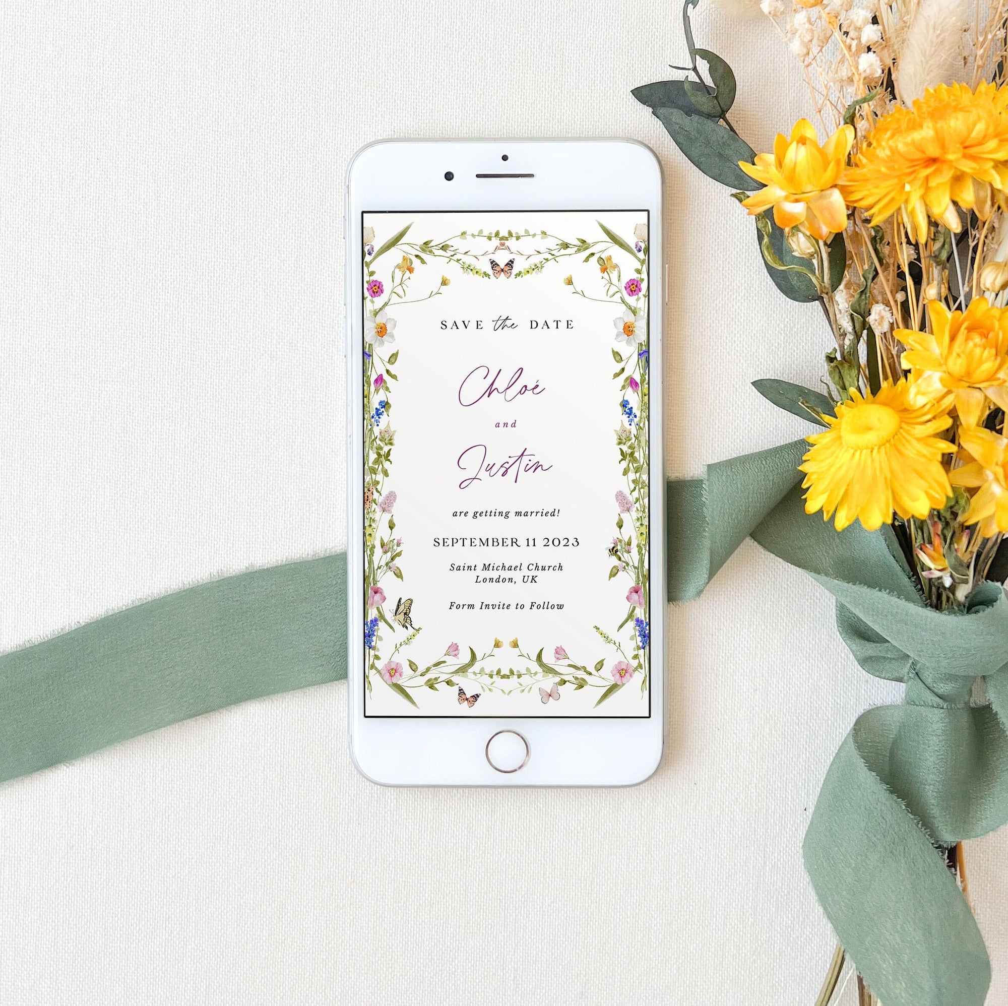 CHLOÉ Flower Save the Date Electronic