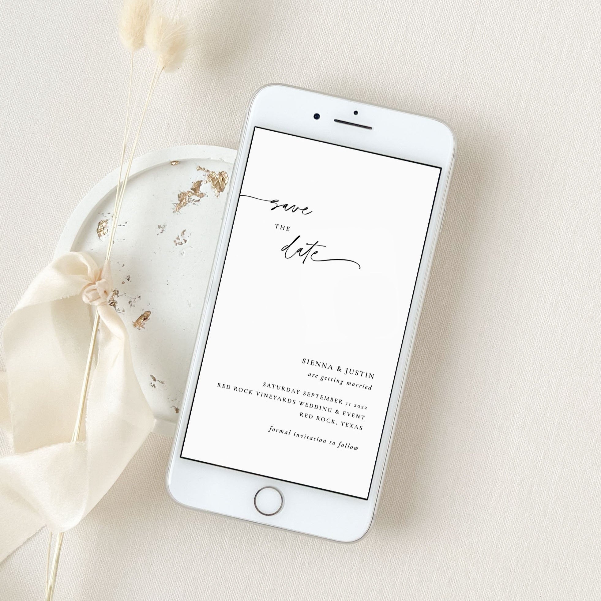 LAURA Modern Save the Date Electronic